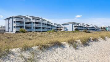 Condo (1 Bedroom) | Property amenity