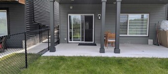 2nd Home — A Stylish Two-Bedroom Suite.