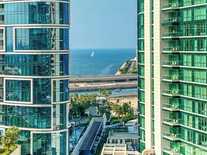 Exterior - Opulent Flat with Beach & Canal View (Dubai)