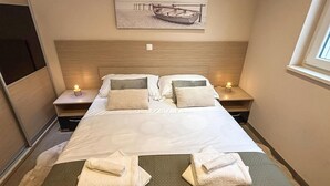 2 多间卧室、旅行婴儿床、免费 WiFi
