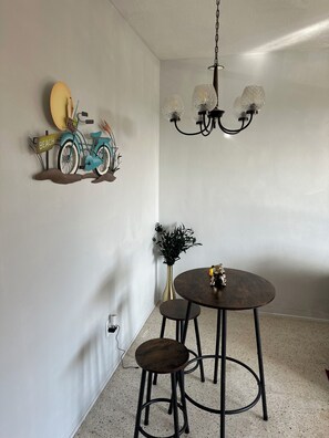 Dining - Gorgeous 1-bedroom condo close to work and play only steps to beach (Satellite Beach)