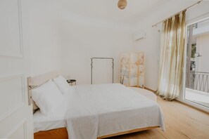 Room - Luxurious house in old  town pet friendly (Kavala)