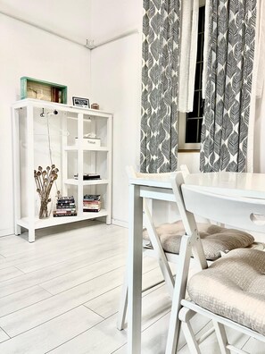 Interior - Central BUDAPEST Studio ⭐️| AC+Netflix (Budapest)