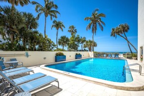 A heated pool - Resort Style Gulf Front Living (Longboat Key)