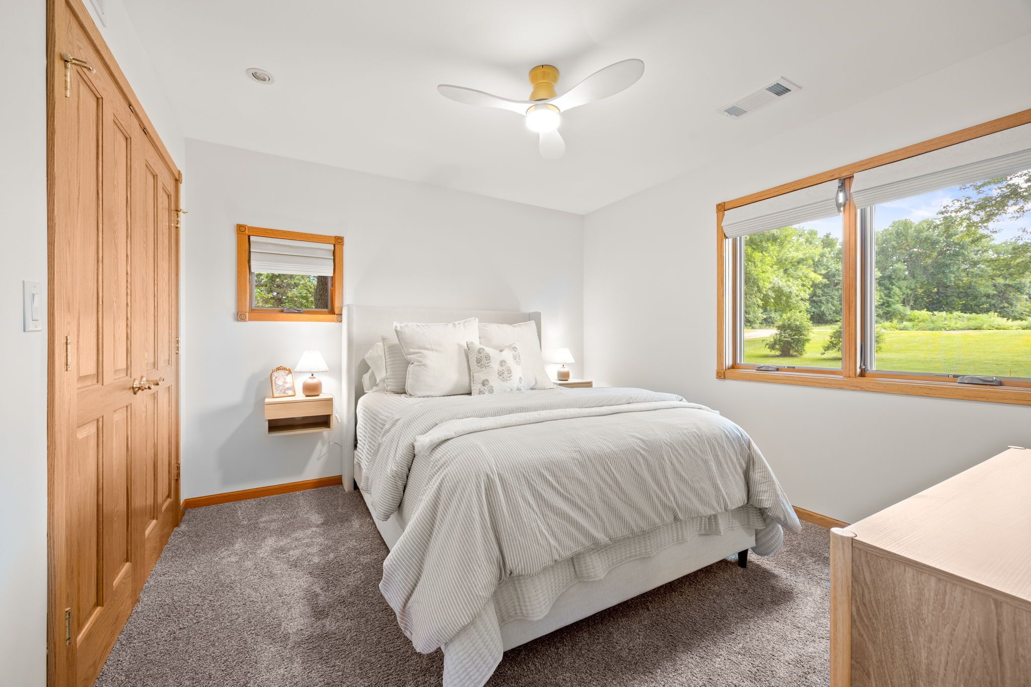 4 bedrooms, free WiFi, bed sheets
