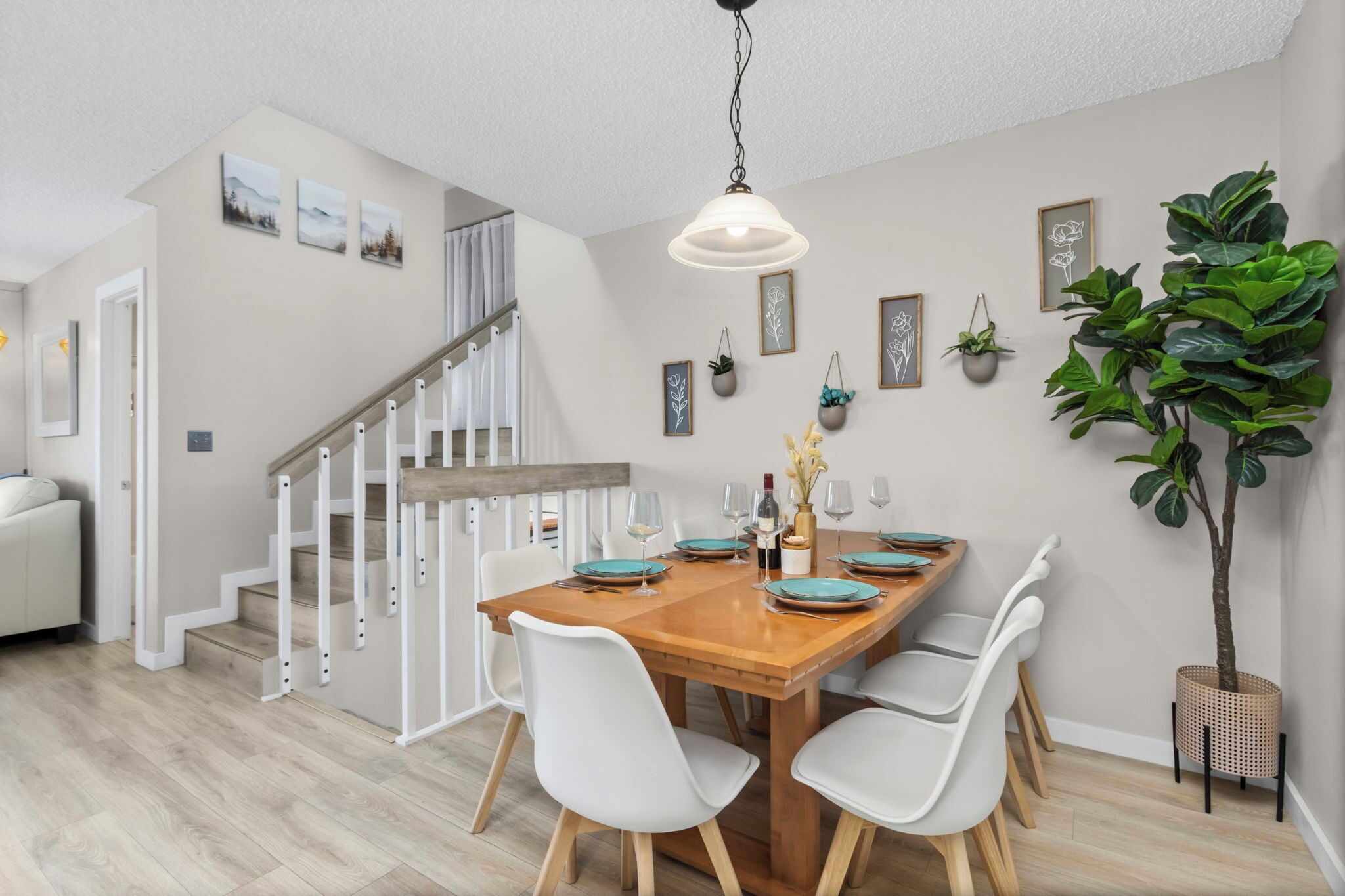 House, Multiple Beds, Kitchen, Garden View | Dining