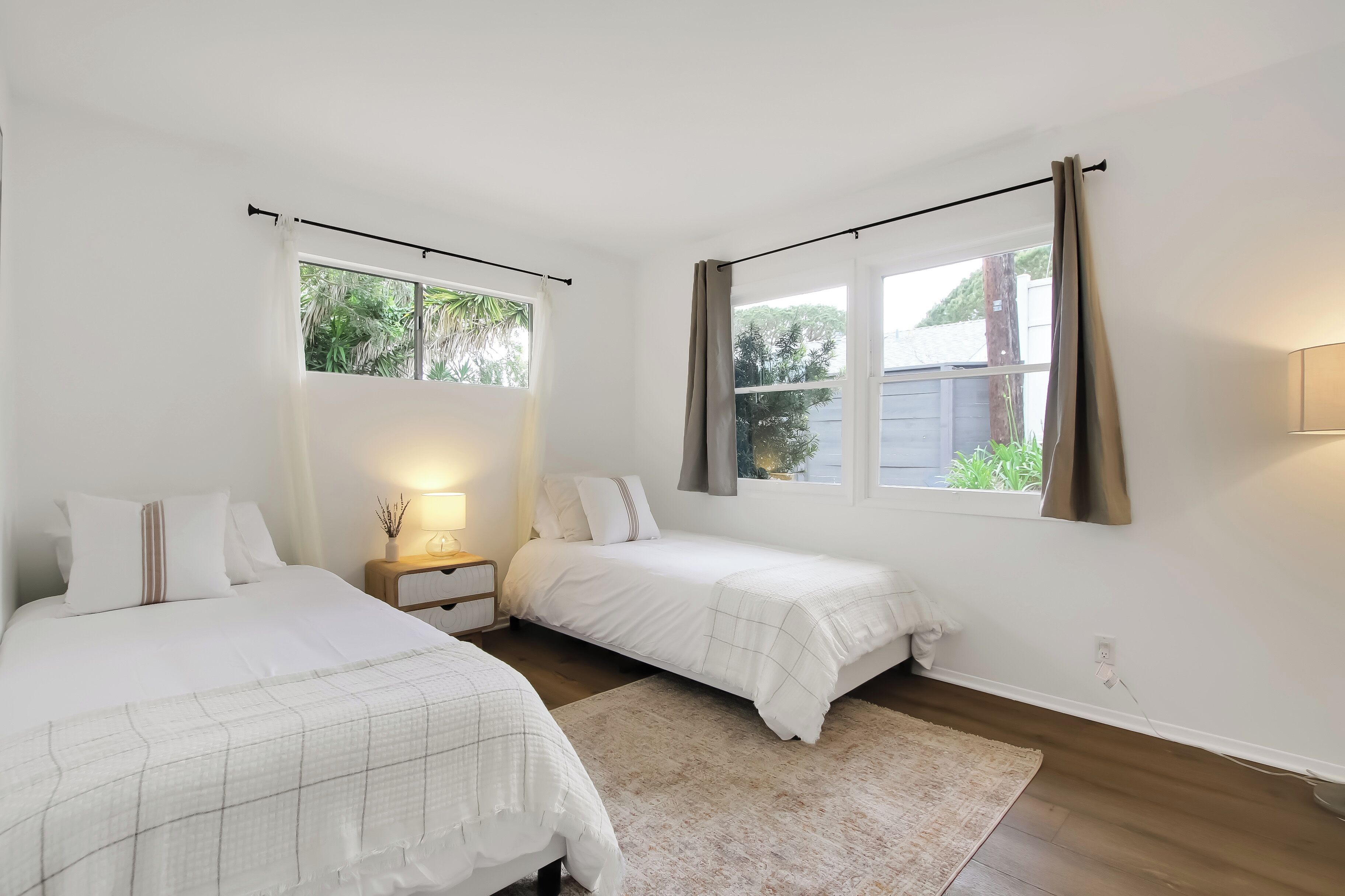 4 多间卧室、熨斗/熨衣板、WiFi、床单