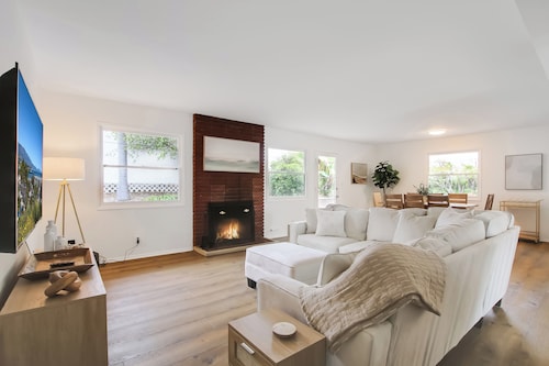 La Mesa Retreat SB -- 4-Bed Home Near The Beach