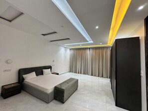 6 soveværelser, strygejern/strygebræt, weekendseng, gratis Wi-Fi