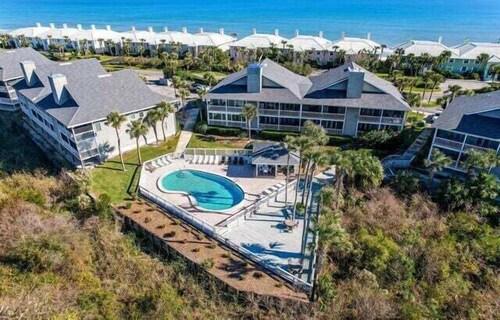 Furnished 2BR Oceanfront Condo on Ponte Vedra Blvd