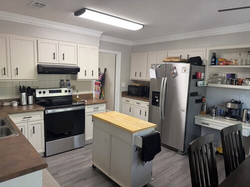 Masters Tournament Cozy House in Martinez GA- 12 minutes from the Masters Course