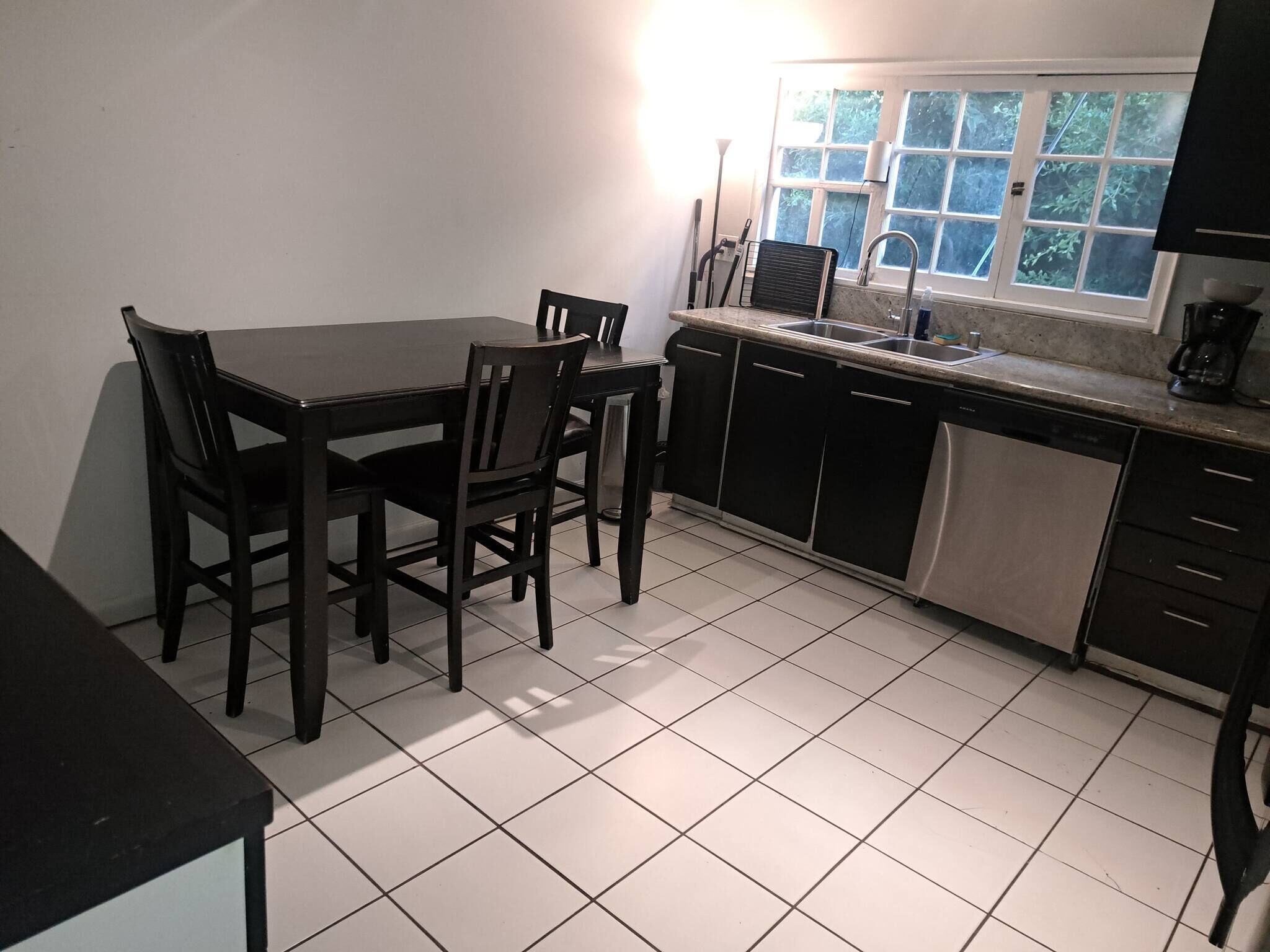 شقة - ٣ غرف نوم - للمدخنين | مطبخ خاص