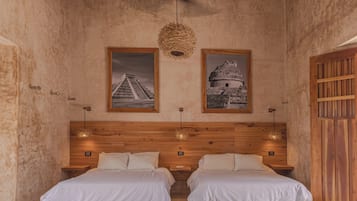 Tradisjonelt småhus, bassengutsikt