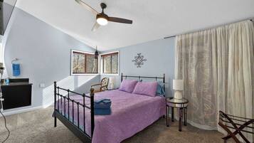 3 Schlafzimmer, BĂŒgeleisen/BĂŒgelbrett, WLAN, BettwĂ€sche