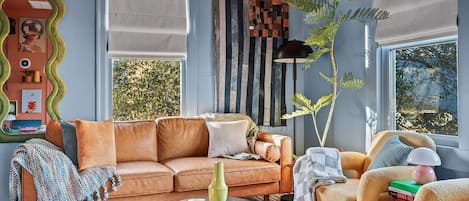 Televisión, chimenea