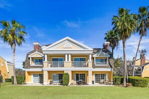 Exterior - Beautiful Townhouse with Golf Course Views, Near Attractions (Kissimmee)