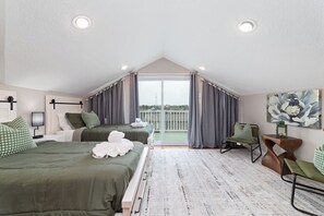 3 chambres, fer et planche à repasser, Wi-Fi, draps fournis