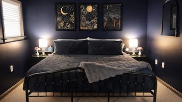 Desk, iron/ironing board, free WiFi, bed sheets