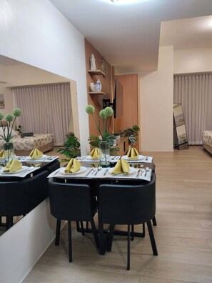 Dining - Klassi Executive Comfort Near NAIA | Fast WiFi & Safe Stay (Pasay City)