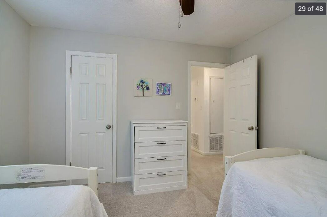 4 bedrooms, WiFi, bed sheets