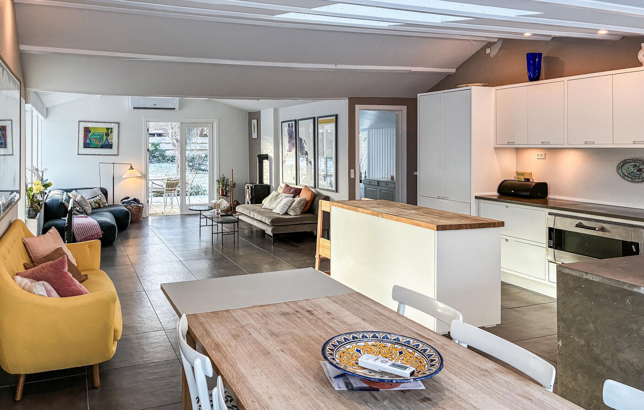 Smart-TV, peis og bordtennis