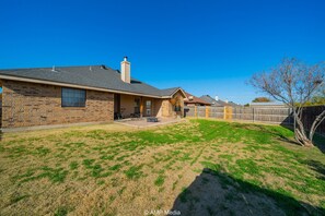 Exterior - Muchas Aguas - Your Comfortable Abilene Stay (Abilene)