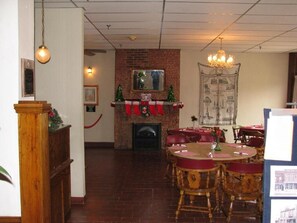 Dining - Old National Hotel (Bath)