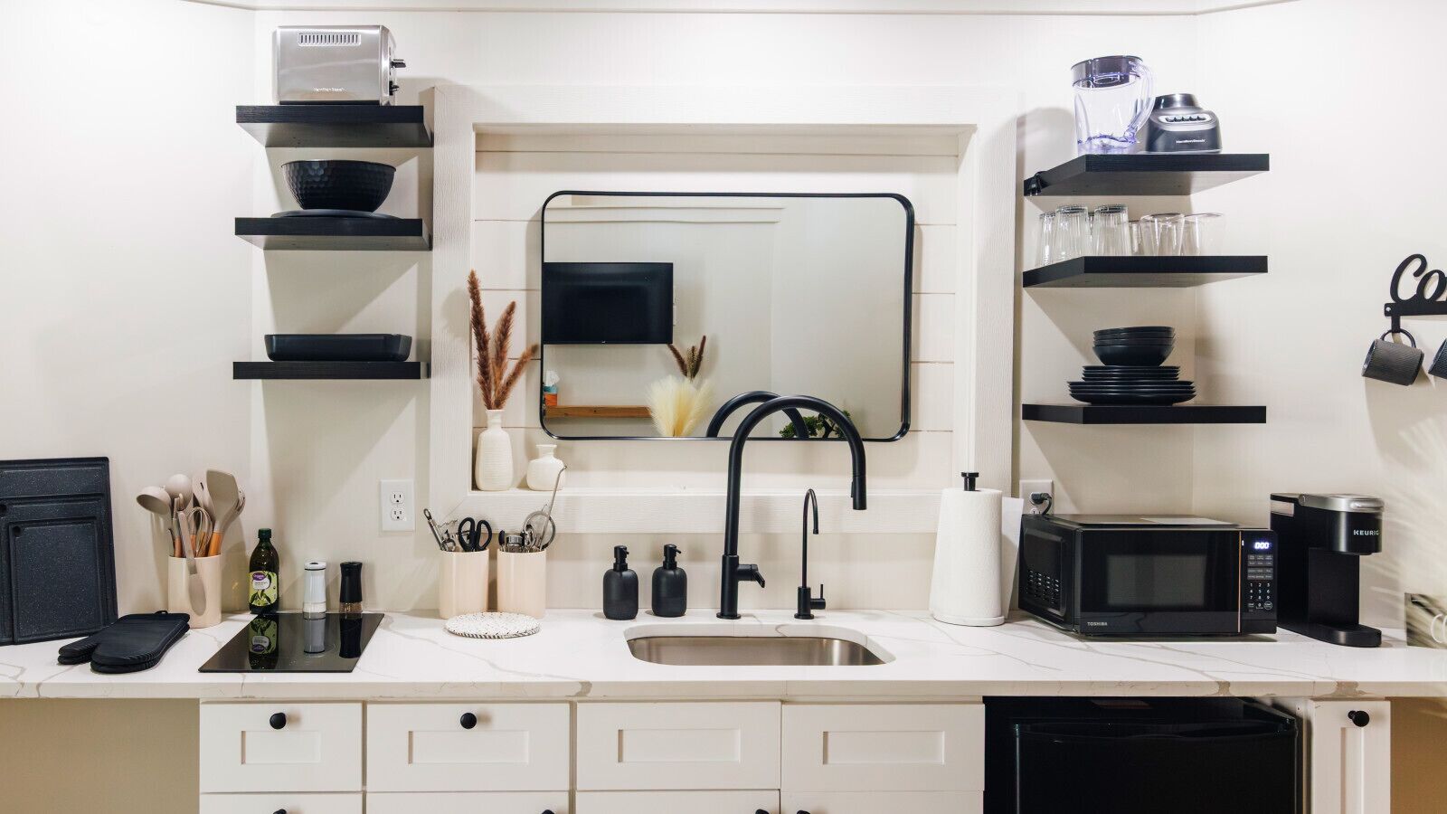 冰箱、微波炉、炉灶、茶具/咖啡用具