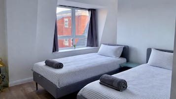 2 bedrooms, iron/ironing board, free WiFi, bed sheets