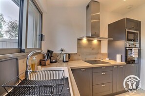 Fridge, microwave, oven, stovetop - La petite maison - DINARD (DINARD)