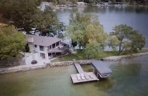 Exterior - House on The Point: Updated 3-Bedroom Lake House in Central Wisconsin (Coloma)