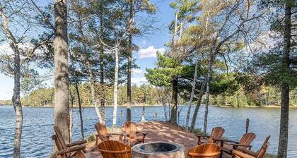 Black Bear Lodge Bear Trap 1 on Little Saint Germain Water View