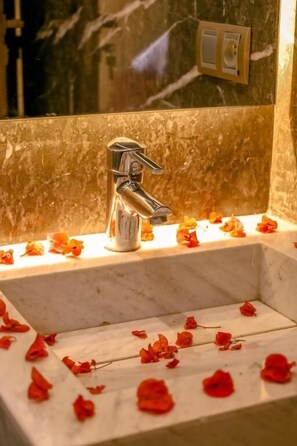 Imagen sin descripción, 4 de 14, botón