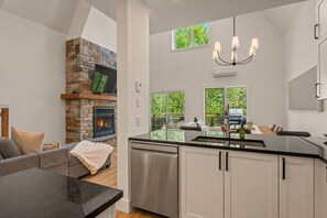 Interior - Tremblant Prestige - Plateau 204-3 (Mont-Tremblant)