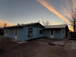 Exterior - Huge Casa Azul Guadalupe Mountains National Park Dell City Texas (Dell City)