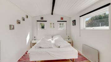 3 bedrooms, WiFi (free)