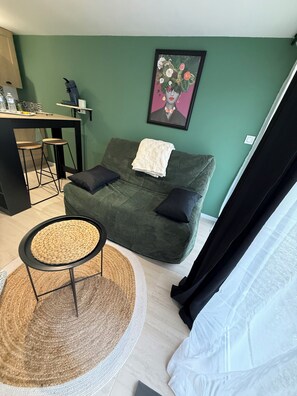 Living area - 15 mn from the beach: enclosed garden - Ideal for a stay in the heart of the Médoc. (Gaillan-en-Médoc)