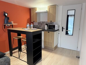 Private kitchen - 15 mn from the beach: enclosed garden - Ideal for a stay in the heart of the Médoc. (Gaillan-en-Médoc)