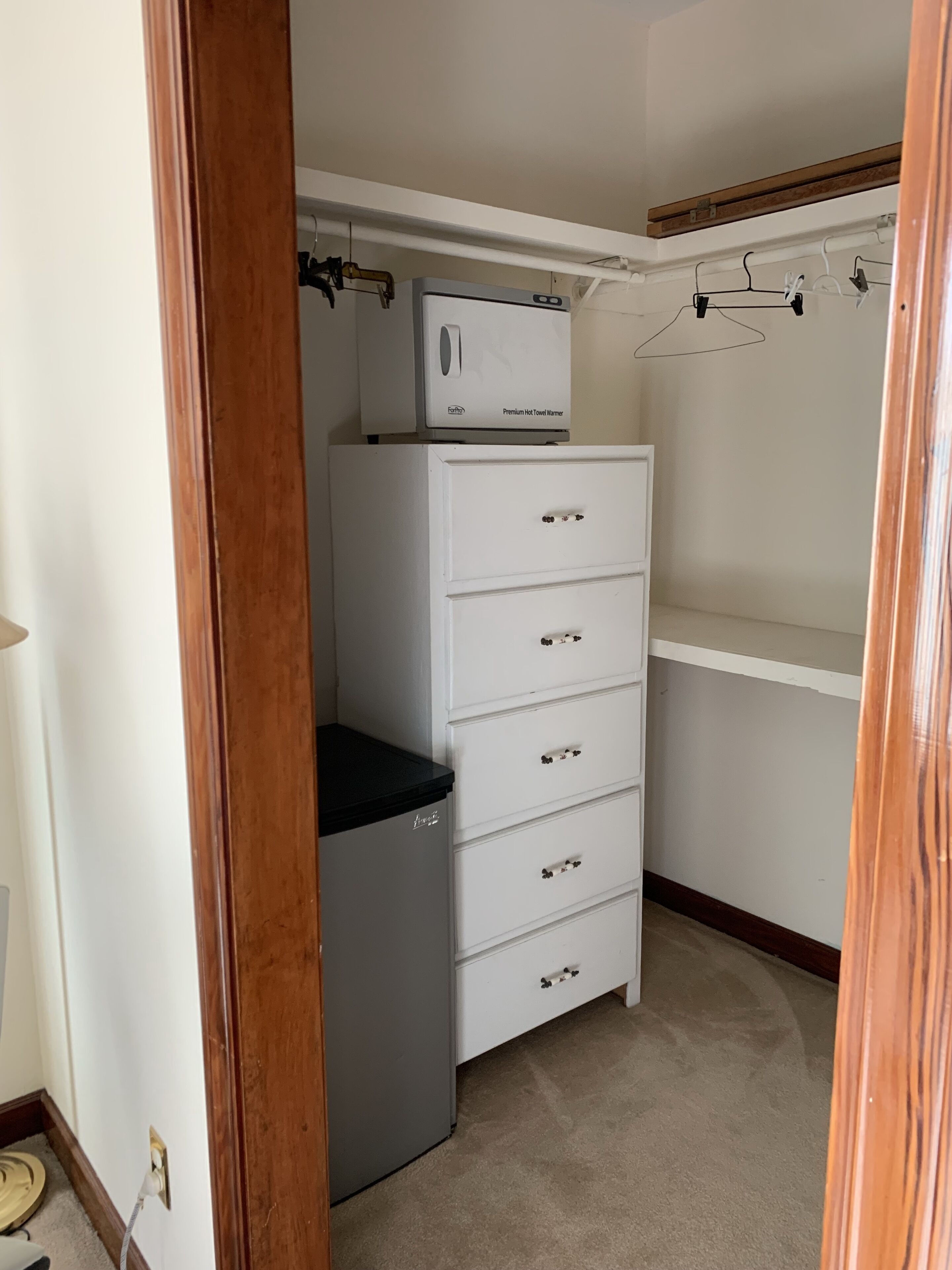 Basic Single Room, Canal View | Interior