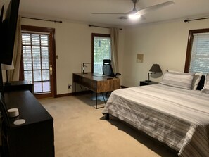 Room, Balcony, River View - Bayou Teche Waterfront (Breaux Bridge)