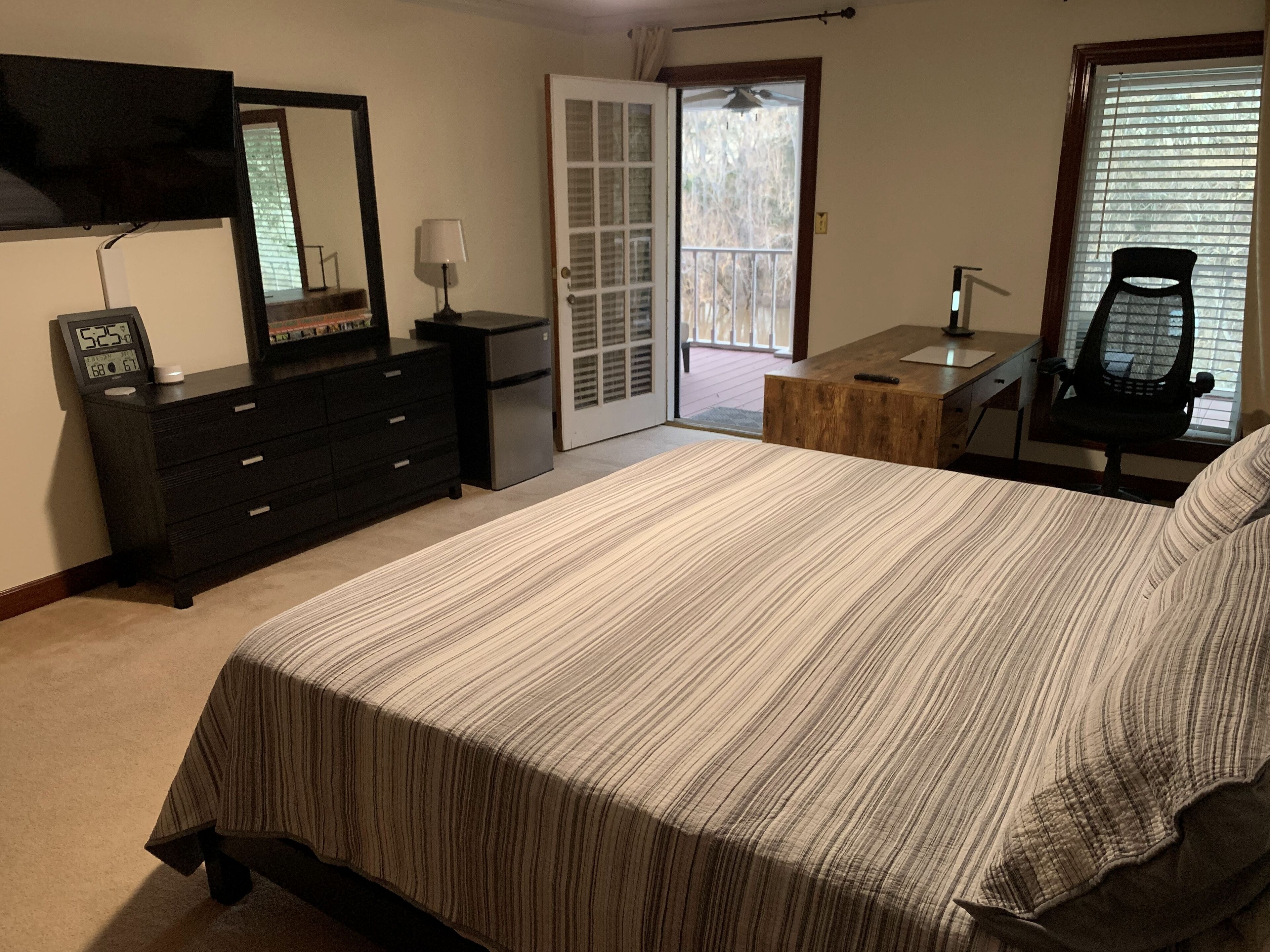 ルーム バルコニー リバービュー