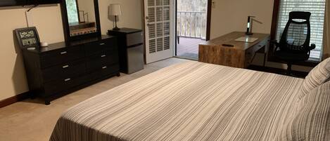 Room, Balcony, River View