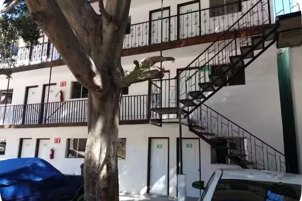 Motel del Bosque