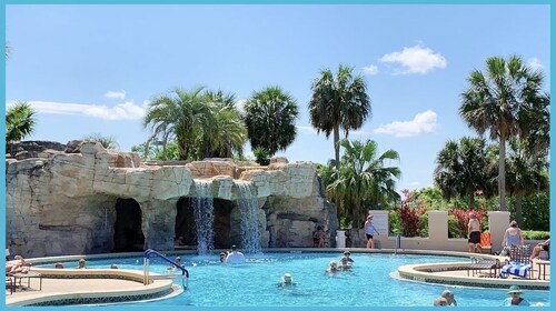 Private Butterfly Garden Villa with Golf Cart and Hottub 