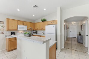 Kühlschrank, Herdplatte