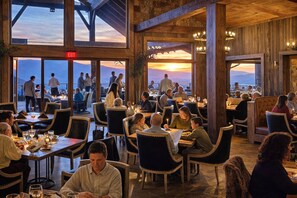 Dining - Lux 3BR Mountain Cabin at Eagles Nest w/Views! (Banner Elk)