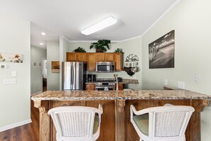 Fridge, microwave, oven, stovetop - River Creek 2 Unit 1306 (Sunset Beach)