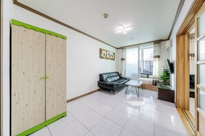 Basic-Zimmer, 1 Schlafzimmer (Family B205) | 1 Schlafzimmer, kostenloses WLAN