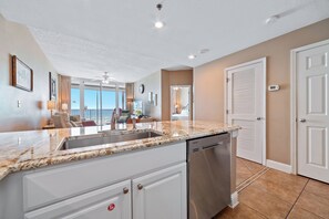Interior - Lighthouse 314 | Beachfront | Outdoor Pool | My Beach Getaways (Gulf Shores)