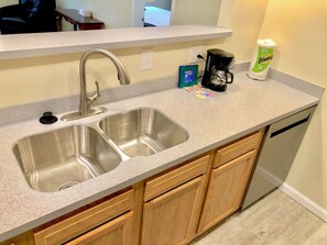 Interior - Two Bedroom Suite w/ Full Kitchen & Living Area - Family & Long-Term Stay (Buckhannon)